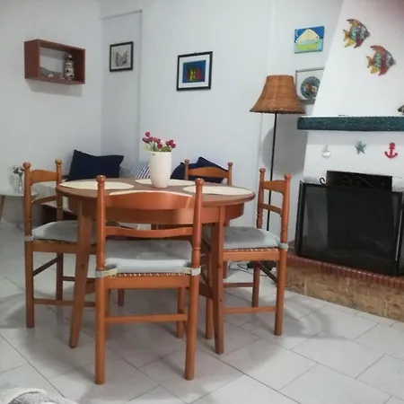 Utopia Apartamento Polychrono